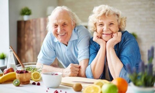 Hướng dẫn cách chăm sóc người cao tuổi bị táo bón hiệu quả tại nhà